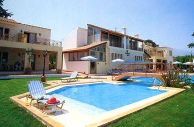 Vamos Palace Apartments Exterior photo